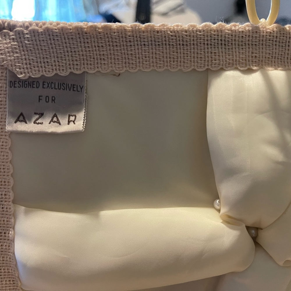 Azar Quilted Cushion Sewing Basket - Picture 10 of 16